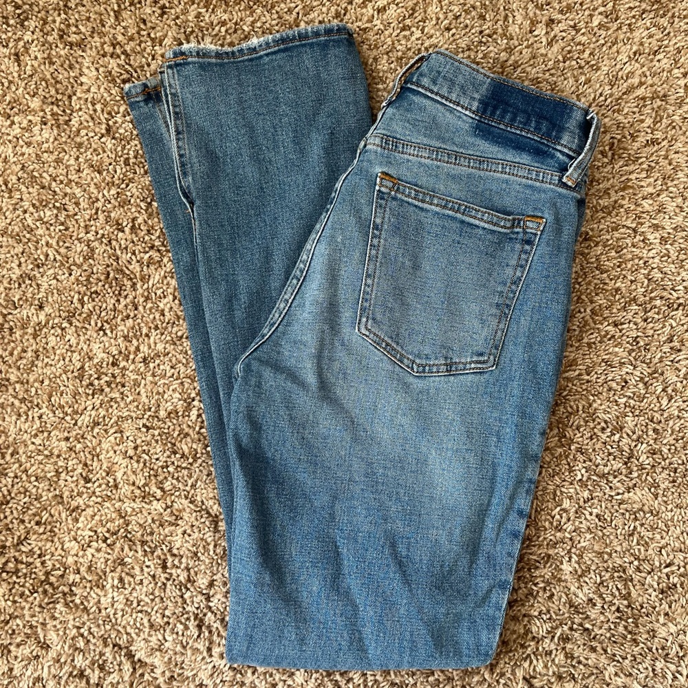 The Skinny High Rise Abercrombie Jeans size 27/4s